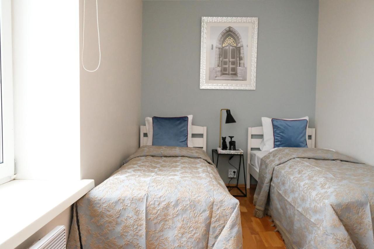 Tallinn City Apartments - 2 Bedroom On Old Town Main Street Viru Экстерьер фото